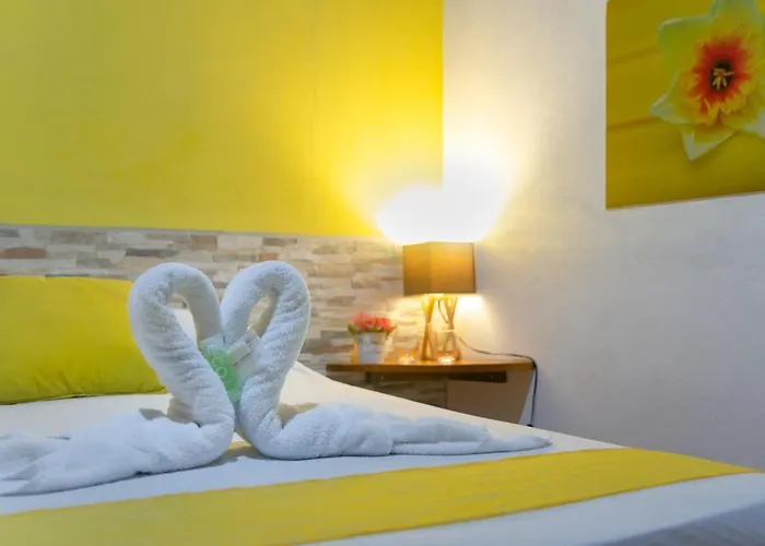 Bed & Breakfast La Dolce - On The -